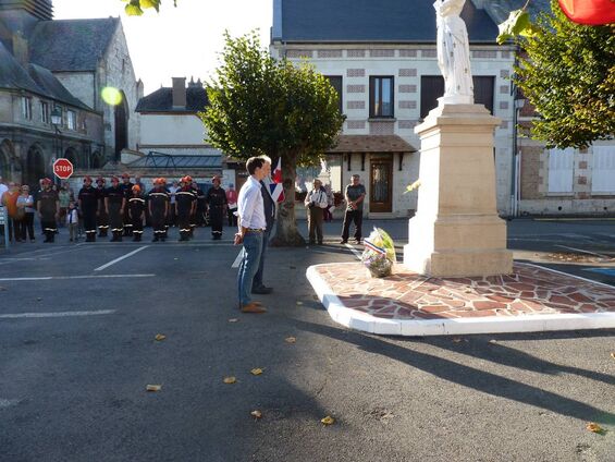 Centenaire libération Liesse Cérémonie à la Statue de Jeanne d'Arc