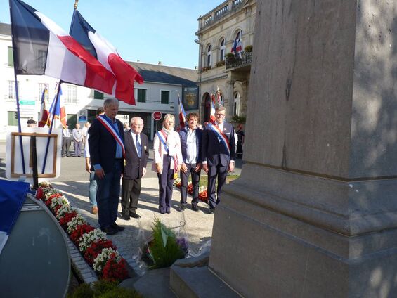 Centenaire libération Liesse Cérémonie au Monument aux Morts