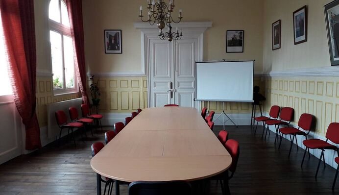 Salle conseil municipal Liesse